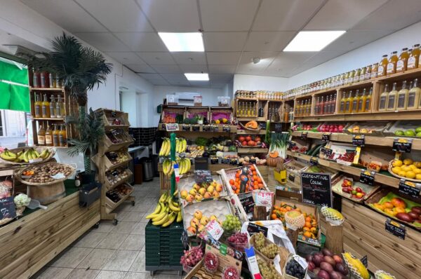 photo cours des halles 94 1 FDC à vendre primeur 270000 euros